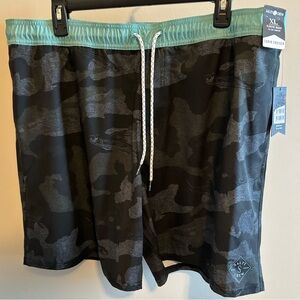 Salty Crew Cabin Cruiser Lowtide Stretch Swim Trunks